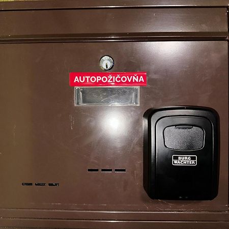 Apartman S Terasou Zvolen Buitenkant foto