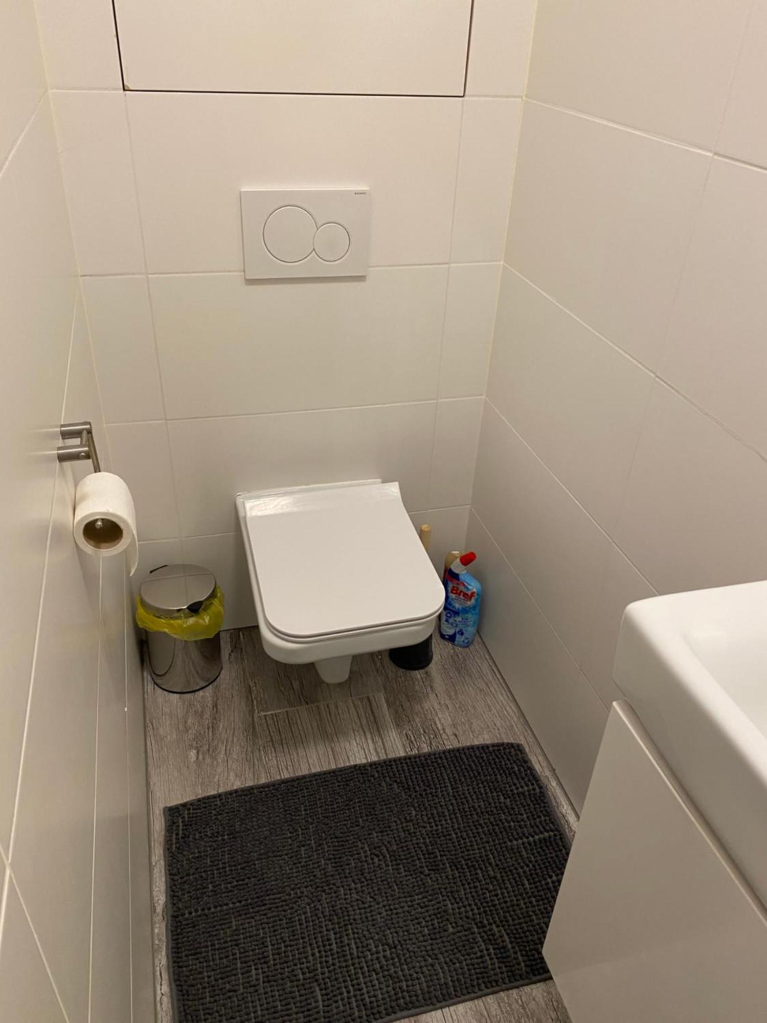 Apartman S Terasou Zvolen Buitenkant foto