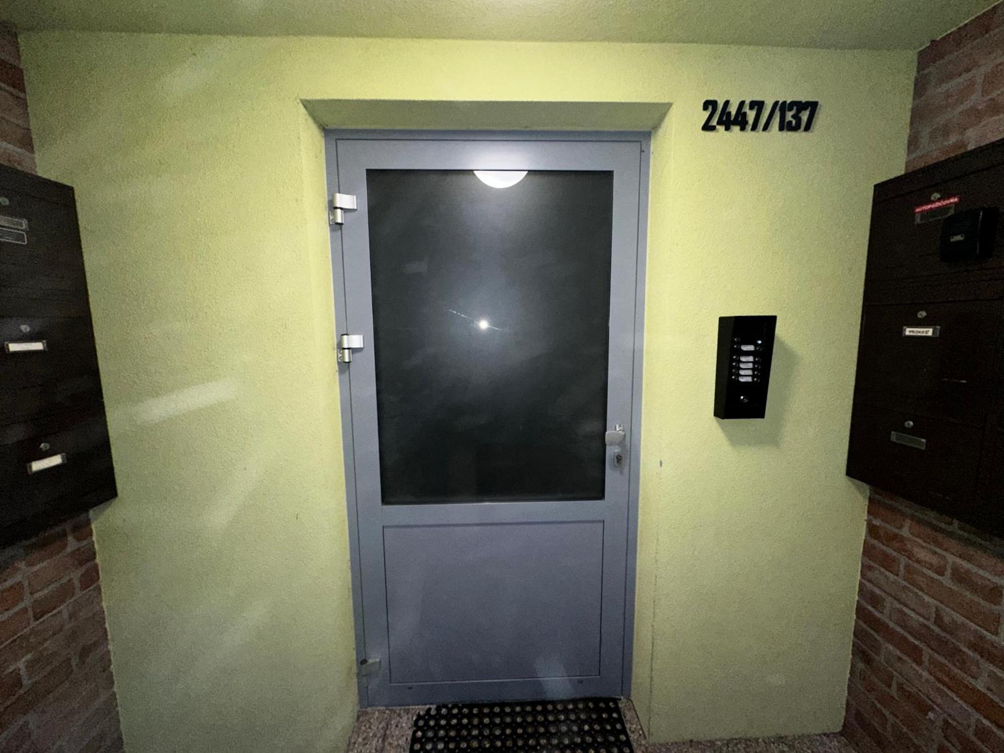 Apartman S Terasou Zvolen Buitenkant foto